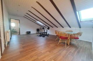 Wohnung mieten in 61137 Schöneck, Zwei-Zimmerwohnung mit Gartennutzung in ruhiger Sackgasse