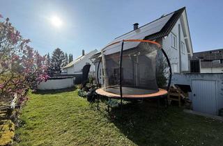 Haus kaufen in 74232 Abstatt, Familienfreundliches Wohnen mit Garten, Garage und Einliegerwohnung