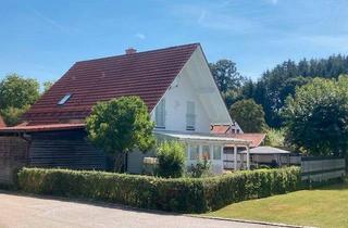 Einfamilienhaus kaufen in 84106 Volkenschwand, Volkenschwand - Einfamilienhaus mit Pool, Garten und Doppelgarage