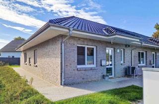 Reihenhaus kaufen in 25551 Hohenlockstedt, Hohenlockstedt - Noch eine Einheit verfügbar! Erstbezug KfW40 Bungalow-Endreihenhaus 115m² mit 4 Zimmer - Carport