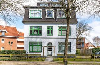 Wohnung kaufen in 25938 Nieblum, Helle Dachgeschosswohnung mit eingeschränktem Meerblick am Südstrand zu verkaufen