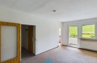 Wohnung kaufen in Am Frauenberg 25, 09427 Ehrenfriedersdorf, Geräumige 58 m² Wohnung mit Balkon und Blick ins Grüne - provisionsfrei - Sanierung über uns möglich
