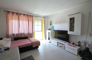 Wohnung kaufen in 86470 Thannhausen, 2-ZKB Erdgeschosswohnung in schöner Ortsrandlage