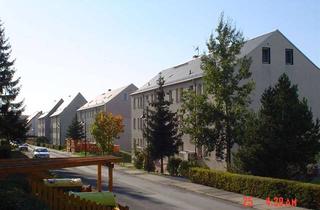 Wohnung mieten in Straße Des Friedens 22, 07955 Auma, 4-Raum Wohnung sucht neue Mitbewohner in Auma