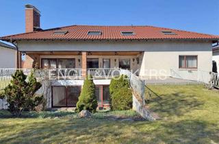 Villa kaufen in 69493 Hirschberg, Exklusive Stadtvilla mit ELW und herrlichem Grundstück