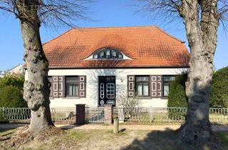 Villa kaufen in 18347 Ostseebad Wustrow, Familienparadies in Strandnähe: Historisches Kapitänshaus mit Remise in Wustrow!