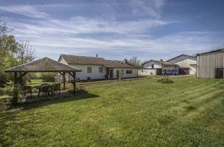 Bauernhaus kaufen in 65388 Schlangenbad, Schlangenbad - Landwirtschaftliches Anwesen mit Nebengebäude und Wohnhaus
