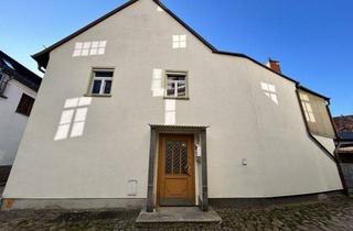 Einfamilienhaus kaufen in 01877 Bischofswerda, Zentrumsnah. Solide. Vielseitig. – Einfamilienhaus mit Hof, Garage & Ausbaureserve