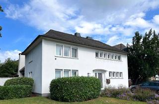 Einfamilienhaus kaufen in 50321 Brühl, repräsentatives freistehendes Einfamilienhaus in Brühl mit großem Außenbereich