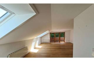Wohnung mieten in 78576 Emmingen-Liptingen, Freundliche & neuwertige 3-Zimmer-DG-Wohnung ab 01.08. mit Balkon & EBK in Liptingen