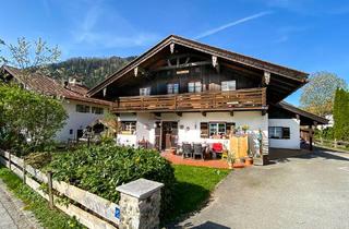 Haus kaufen in Ursprungstraße 18, 83735 Bayrischzell, Alpenländisches Schmuckstück mit vermieteten Wohnungen - Erstwohnsitz im Herzen von Bayrischzell