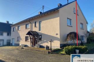 Einfamilienhaus kaufen in Mittelstraße 19A, 57583 Nauroth, Eine geräumige, einladende Doppelhaushälfte auf kompaktem Grundstück in zentraler Lage von Nauroth!