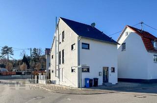 Einfamilienhaus kaufen in Leinsbachstraße 27, 72800 Eningen, Qualitatives Wohnen auf großem Raum