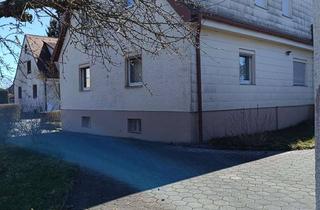 Doppelhaushälfte kaufen in Waldstraße, 95688 Friedenfels, Günstige, gepflegte 8-Raum-Doppelhaushälfte in Friedenfels