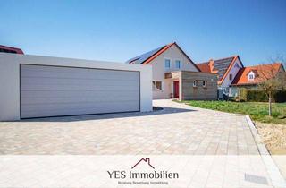 Wohnung kaufen in 91728 Gnotzheim, Moderne 2,5-Zimmer-Wohnung mit Garten, Terrasse und Schlossblick – Barrierefrei & KfW 40+ Standard