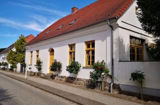 Wohnung mieten in August-Bebel-Straße 37, 18581 Putbus, Helle und charmante Dachgeschoß-Wohnung mit gehobener Innenausstattung in Putbus