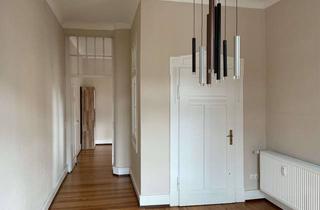 Wohnung mieten in Konrad-Adenauer-Straße 13, 67433 Neustadt, Helle 5-ZKB Altbau-Wohnung mit Balkon in Neustadt