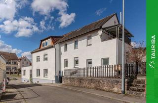 Mehrfamilienhaus kaufen in 66440 Blieskastel, +++Mehrfamilienhaus mit Stellplätzen & Balkon - 6,2 % Rendite möglich+++