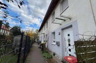 Reihenhaus kaufen in 63075 Bürgel, Familientraum am Mainufer Stilvolles Reihenhaus mit Studio, Garten & Garage