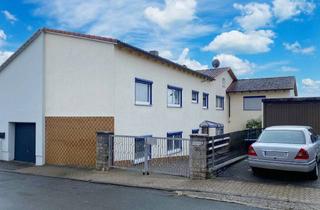 Doppelhaushälfte kaufen in 90513 Zirndorf, ZWEIFAMILIEN-DOPPELHAUSHÄLFTE MIT 2 GARAGEN UND NEBENGEBÄUDEN IN RUHIGER LAGE VON ZIRNDORF