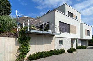 Villa kaufen in 07422 Bad Blankenburg, Moderne Villa im Bauhausstil mit Fahrstuhl, im malerischen Bad Blankenburg – Eleganz und Komfort am