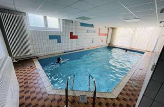 Penthouse kaufen in 32105 Bad Salzuflen, Penthouse mit großer Dachterrasse, Pool & Sauna