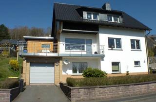 Haus kaufen in Baumhofstraße 20, 37247 Großalmerode, Großzügiges Zweifamilienhaus mit schönen Gartengrundstück