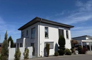 Einfamilienhaus kaufen in 96114 Hirschaid, Hirschaid - Traumhaus im Bauhausstil