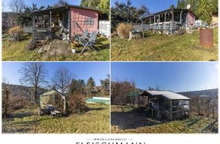 Grundstück zu kaufen in 98529 Suhl, Suhl - Ferienhaus mit Garten? - ca. 924 m² Erholungsfläche mit Gartenhaus, Pool und Gewächshaus