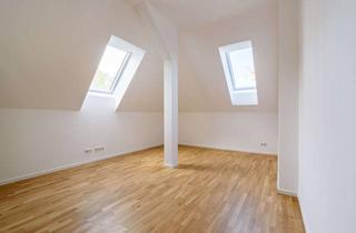 Wohnung mieten in Straße Nach Fichtenwalde 3a, 14547 Beelitz, 4-Zimmer über 2 Etagen mit Dachbalkon und herrschaftlicher Aussicht