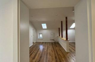 Wohnung mieten in 58644 Iserlohn, Hochwertig sanierte, helle Wohnung im Dachgeschoss mit Einbauküche und Garten in Iserlohn