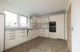 Wohnung mieten in 37127 Niemetal, Ansprechende und moderne 5-Zimmer-Wohnung mit herrlicher Aussicht in naturnaher Umgebung