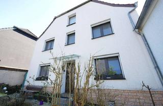 Einfamilienhaus kaufen in 33184 Altenbeken, Einfamilienhaus mit viel Potenzial – weitläufiger Garten und naturnaher Lage