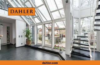 Wohnung kaufen in 33330 Gütersloh, Ein besonderes Wohngefühl bietet diese sonnige Wohnung mit Galerie und großem Balkon