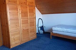 Wohnung mieten in 74392 Freudental, Attraktive 2-Zimmer-Dachgeschosswohnung in Freudental mit schöner Aussicht! Nur für Pendler