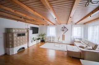 Einfamilienhaus kaufen in 72172 Sulz, Einfamilienhaus mit zwei Wohnungen, PV-Anlage, Garten & Ausbaureserve – Ideale Investition!