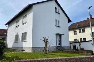 Mehrfamilienhaus kaufen in 71701 Schwieberdingen, Freistehendes Mehrfamilienhaus mit großem Garten in ruhiger Lage