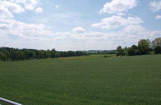 Haus kaufen in 85244 Röhrmoos, Großes Wohnhaus mit Potential in ruhiger Lage