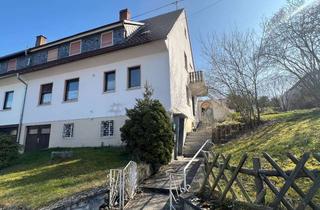 Anlageobjekt in 55569 Monzingen, Top-Gelegenheit! Doppelhaushälfte mit 2 Wohnungen und Gartengrundstück in Monzingen zu verkaufen.