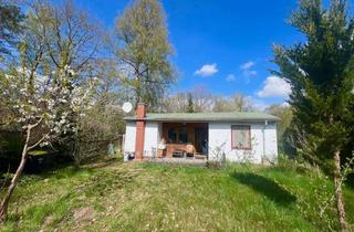 Haus kaufen in Am Walde, 19399 Dobbertin, Ferienhäuschen auf eigenem Grundstück in ruhiger Lage, nur 800 Meter vom Dobbertiner See ...!!!
