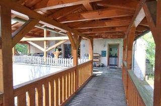 Mehrfamilienhaus kaufen in 08209 Auerbach, Objekt-Nr.: 2625 - frei stehendes Mehrfamilienhaus (früher Gaststätte / Pension 600 m²) mit großer sanierter Wohnung im Anbau (105 m²) auf großem Grundstück in Auerbach (OT Schnarrtanne)