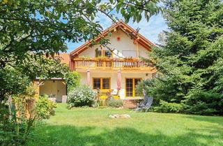 Einfamilienhaus kaufen in 06679 Hohenmölsen, HIER BEGINNT IHR NEUES KAPITEL // Grünes Familienidyll mit Garten, Terrasse & Balkon in Hohenmölsen