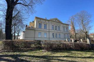Villa kaufen in 02826 Südstadt, Klassizistische Villa im Stadtkern von Görlitz