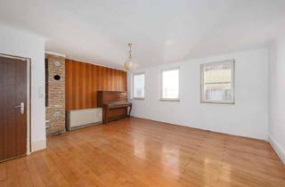 Haus kaufen in 75305 Neuenbürg, Wohnen mit Geschichte: Denkmalgeschütztes Zweifamilienhaus