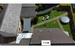 Haus kaufen in 91257 Pegnitz, Zweifamilienhaus mit Gewerbe in zentraler Lage