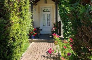 Einfamilienhaus kaufen in 42113 Uellendahl-Katernberg, 2 Wohnungen im Einfamilienhaus | Garage, Terrasse u. Balkon