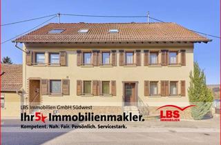 Haus kaufen in 67822 Mannweiler-Cölln, 3 Familienhaus mit 4 großen Garagen, PV- Anlage und parkähnlich angelegtem Garten!
