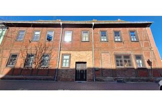 Haus kaufen in 06385 Aken, Haus in Aken mit riesigem Grundstück mitten in der Stadt!