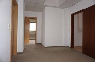 Büro zu mieten in Freiherr-Vom-Steinstraße, 35447 Reiskirchen, Klimatisierte Büroeinheit mit drei Räumen und Empfangsbereich in Reiskirchen!