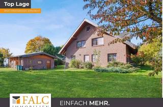 Einfamilienhaus kaufen in Im Hohen Feld 22, 31020 Salzhemmendorf, Feldrandlage! Großes EFH mit Doppelcarport und Natur-Schwimmteich in Oldendorf